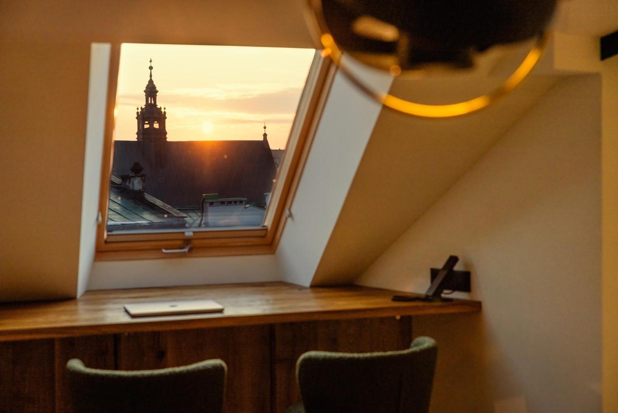 Nomadic Urban Premium Suites Krakow Luaran gambar