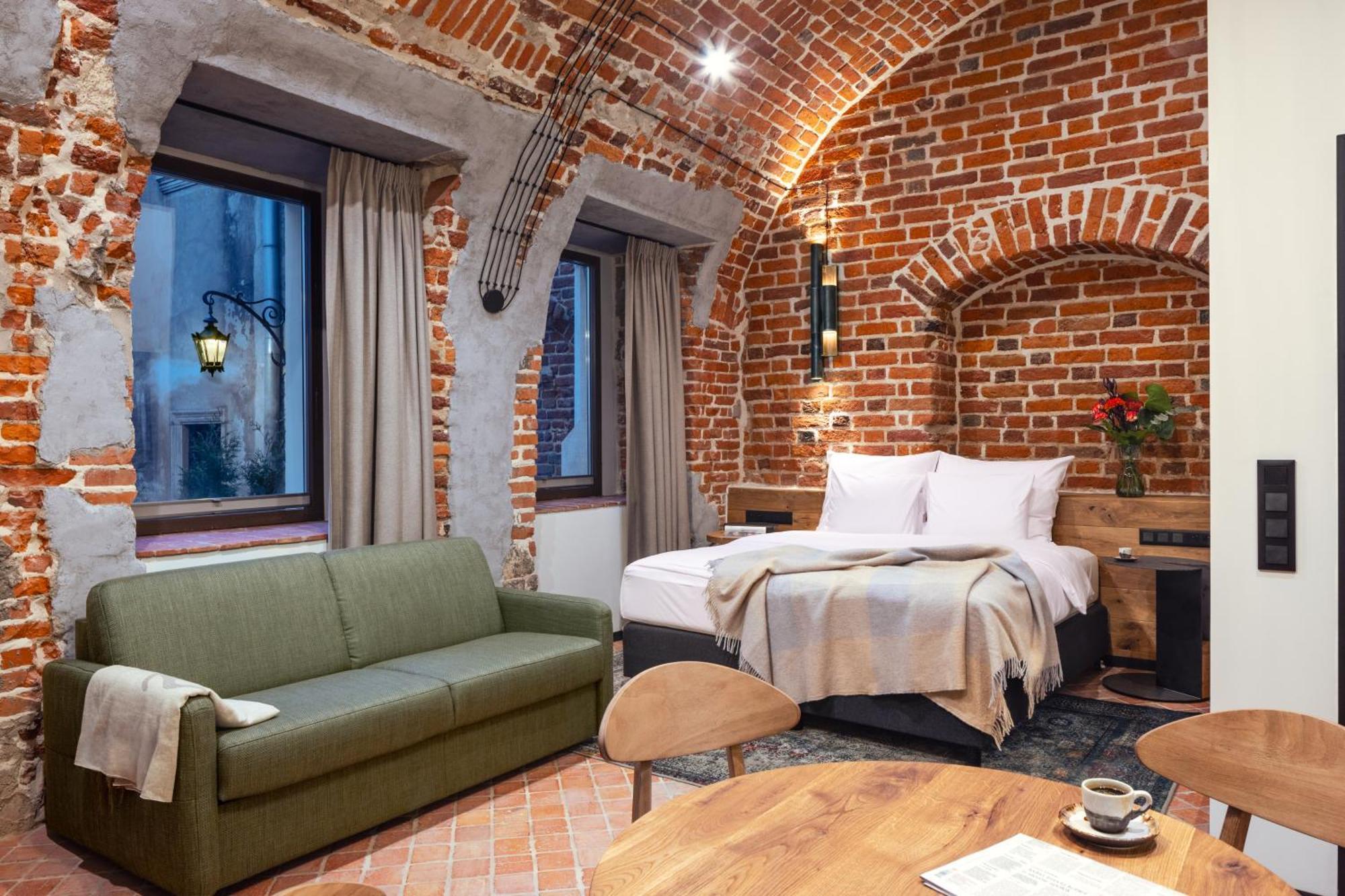 Nomadic Urban Premium Suites Krakow Luaran gambar