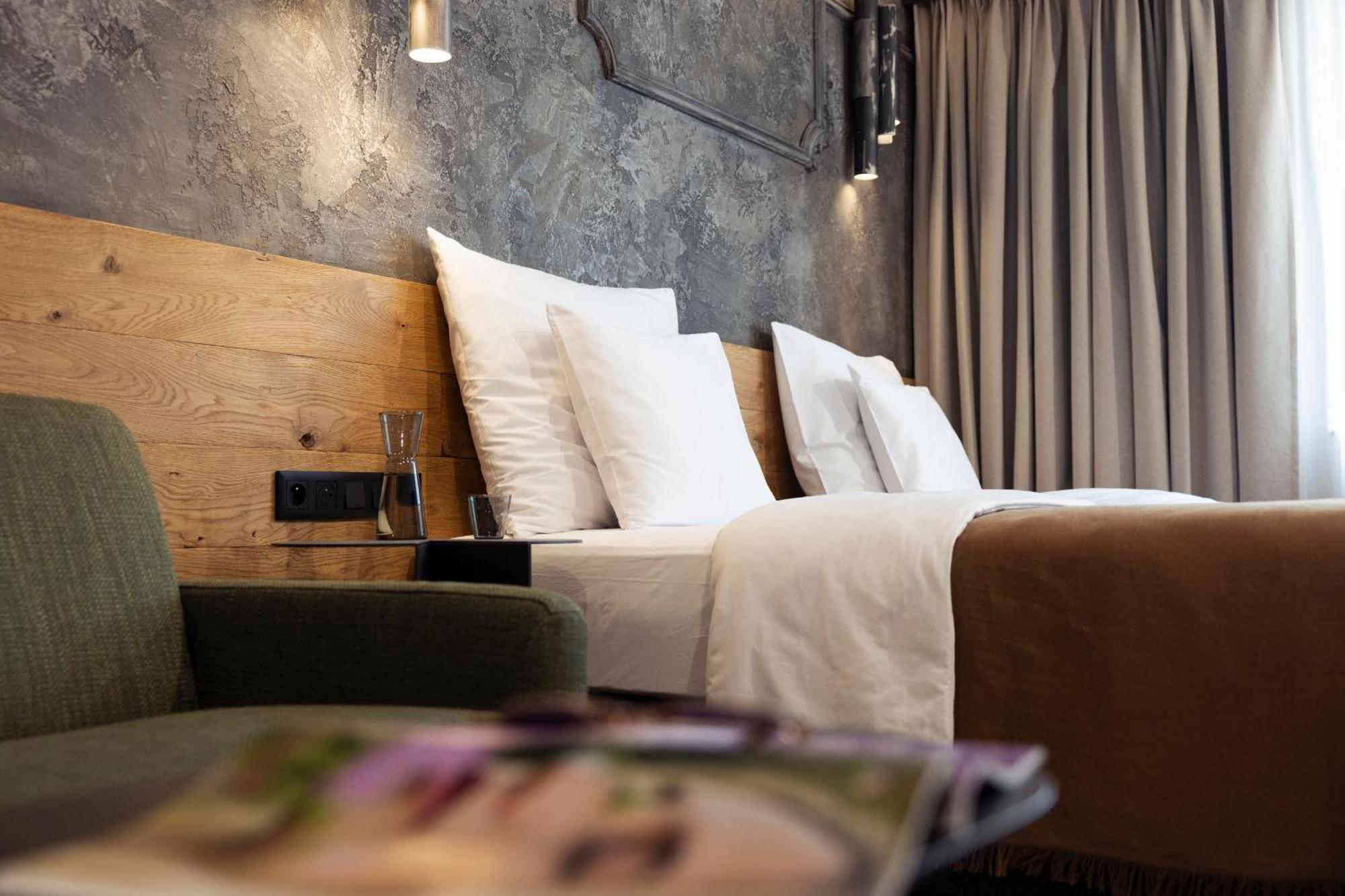 Nomadic Urban Premium Suites Krakow Luaran gambar