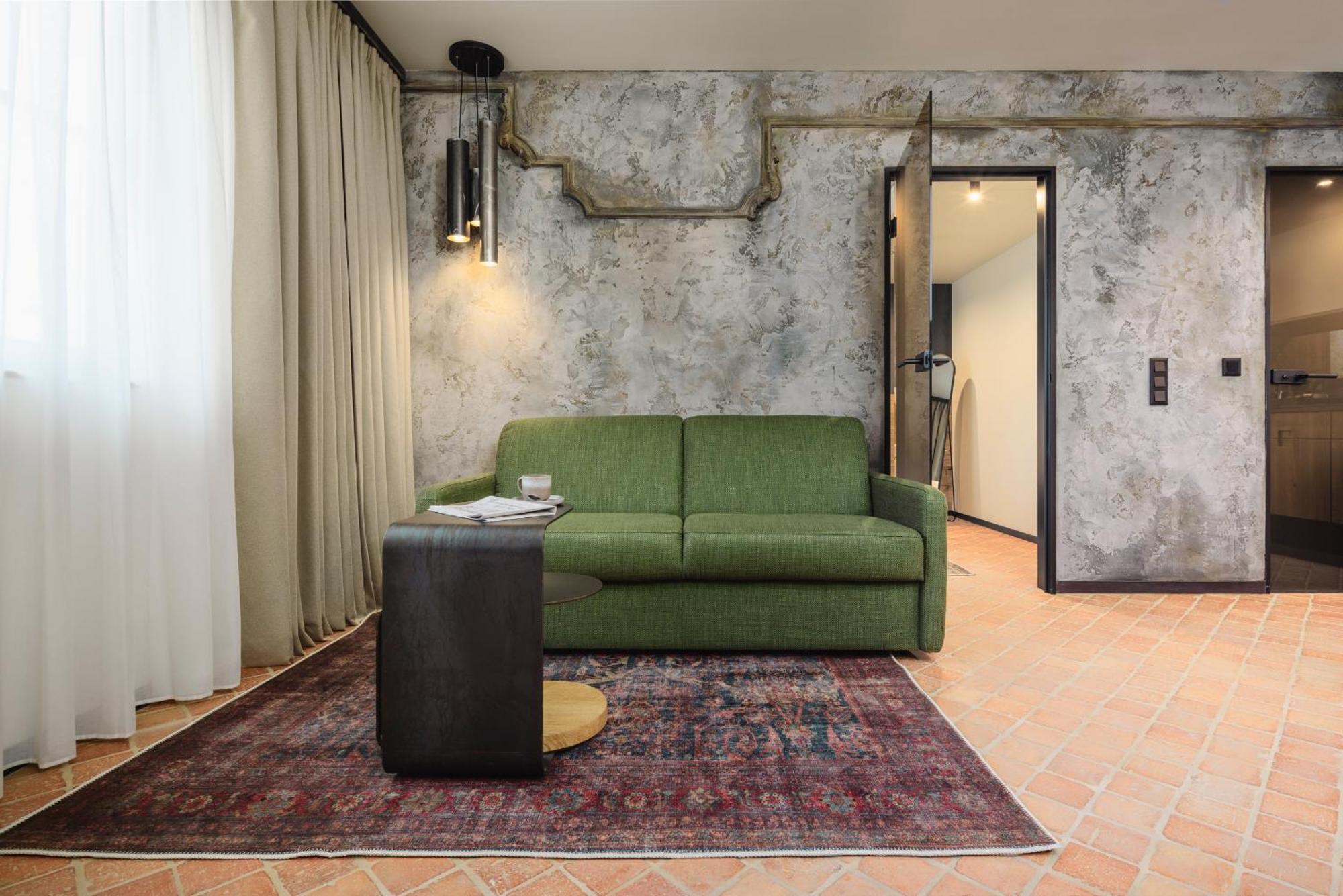 Nomadic Urban Premium Suites Krakow Luaran gambar