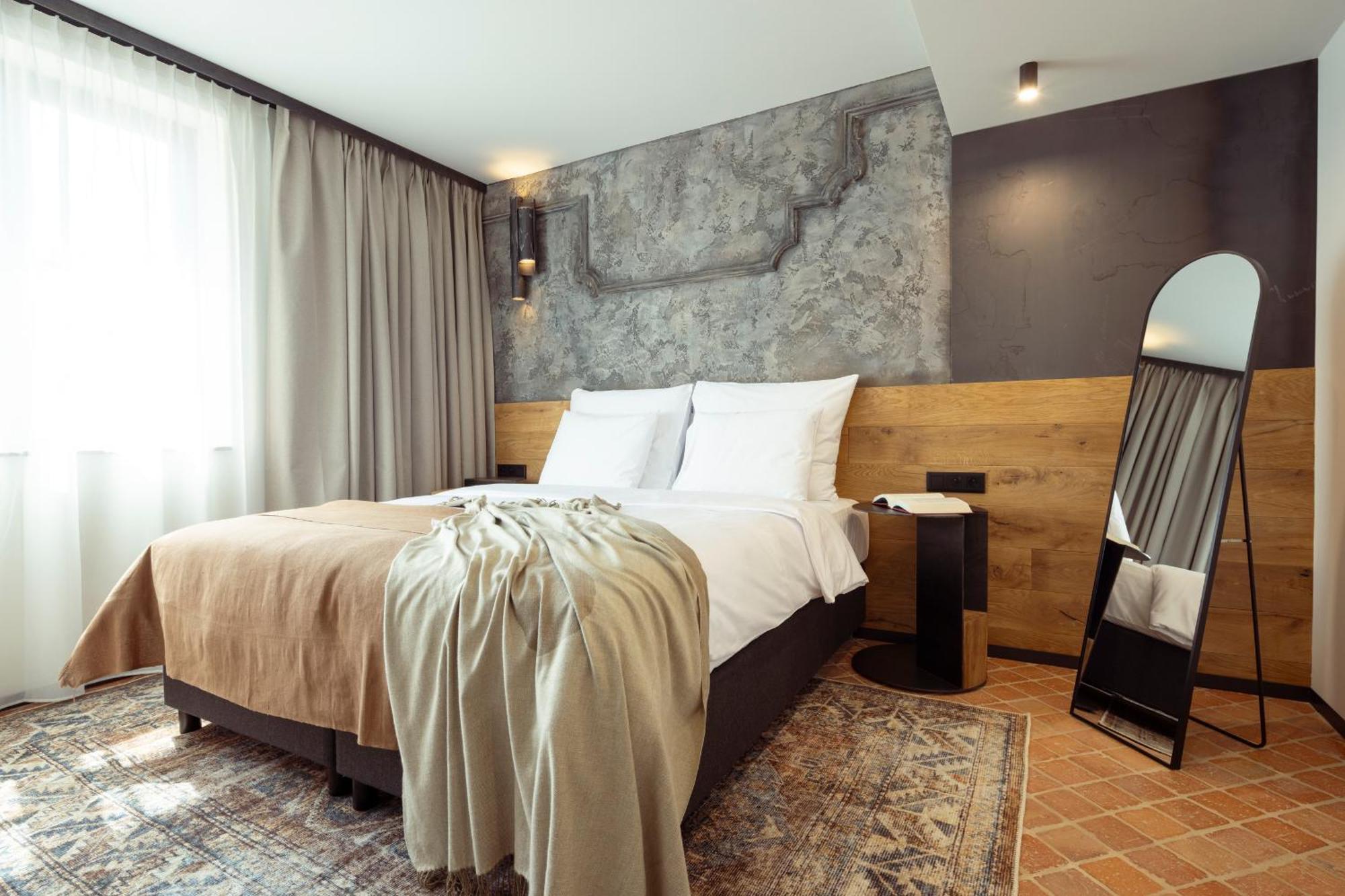 Nomadic Urban Premium Suites Krakow Luaran gambar