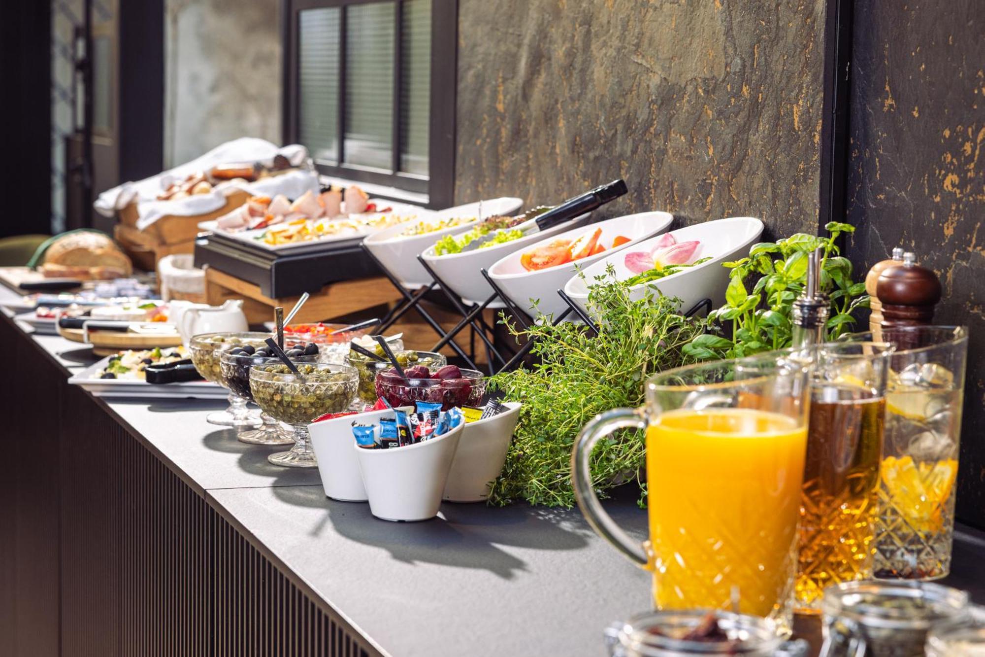 Nomadic Urban Premium Suites Krakow Luaran gambar
