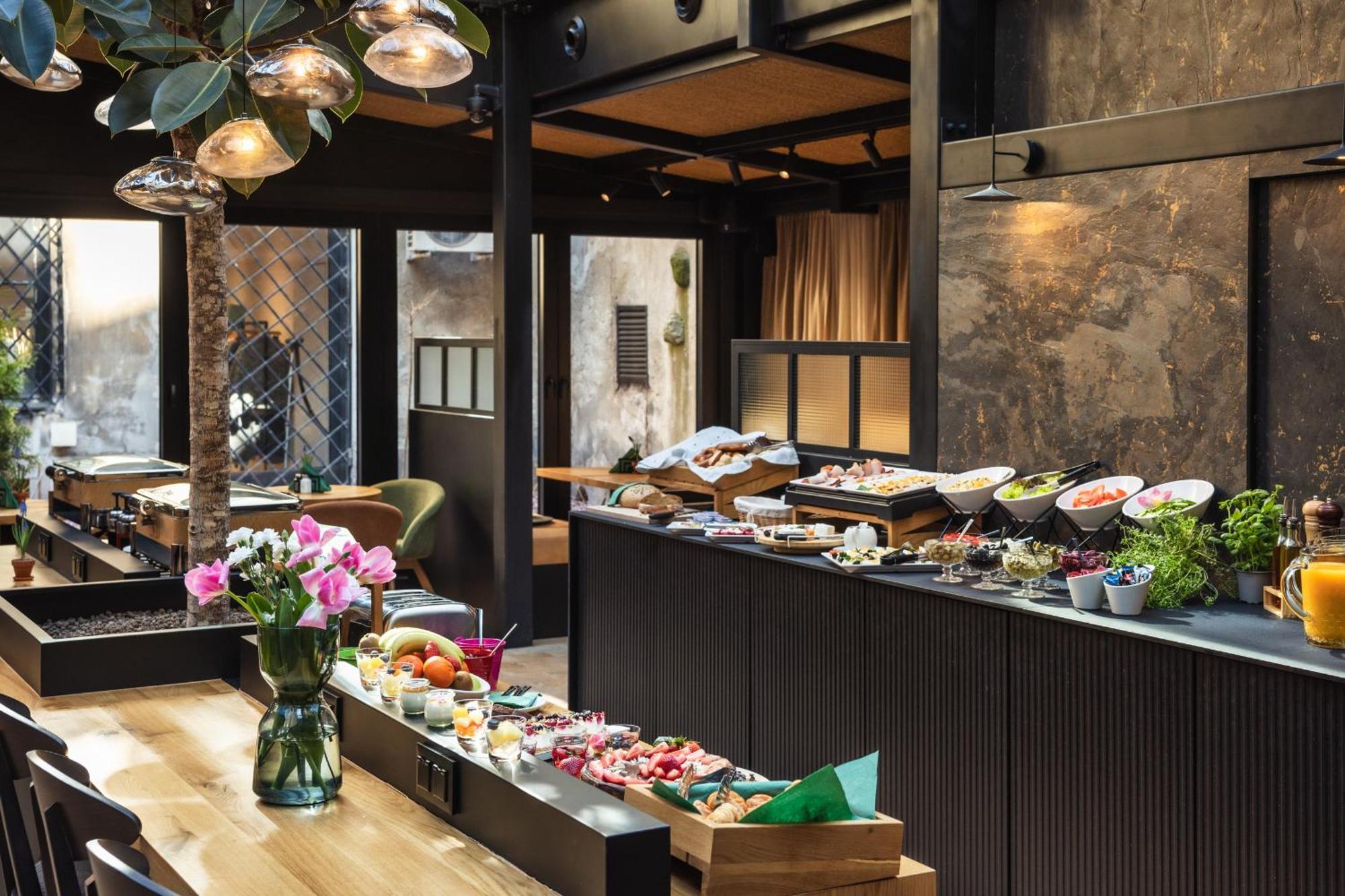 Nomadic Urban Premium Suites Krakow Luaran gambar